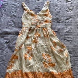 Women’s dress